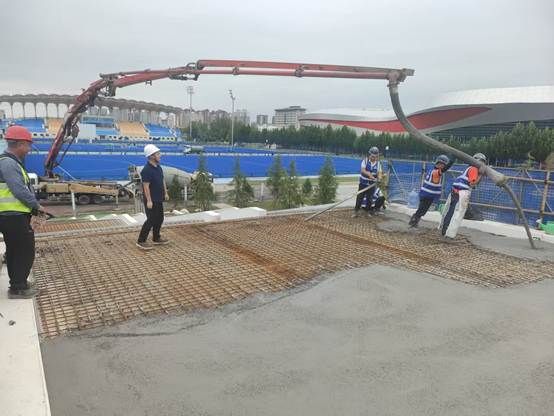 人们在船上 AI 生成的内容可能不正确。